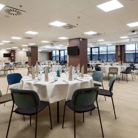 Szálloda Scandic Hub 4*