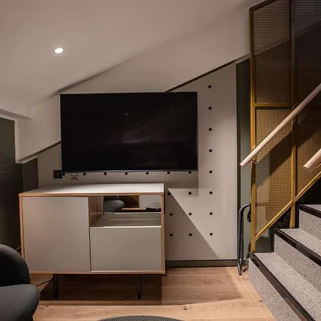Scandic Hub 4*