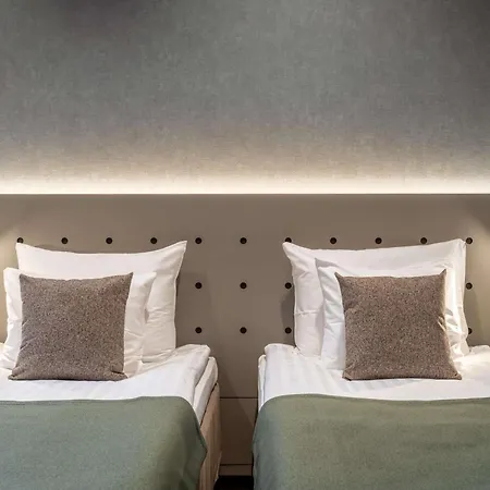 Scandic Hub 4*