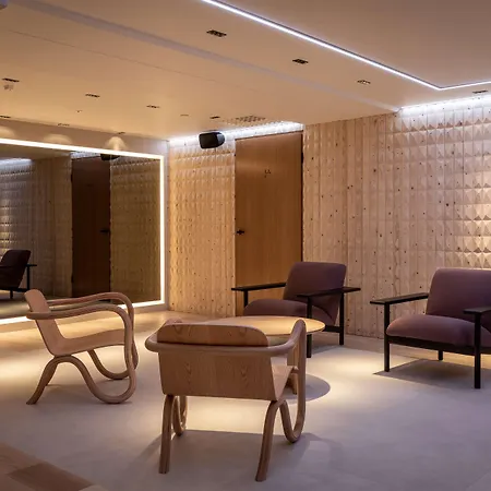 Scandic Hub 4*