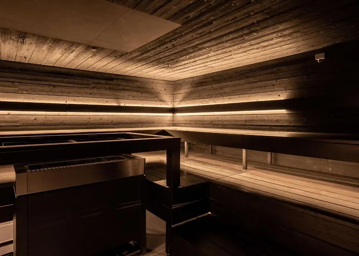 Hotel Scandic Hub 4*